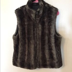 Faux fur reversible vest